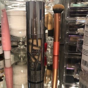 URBAN DECAY ALL NIGHTER MATTE FOUNDATION